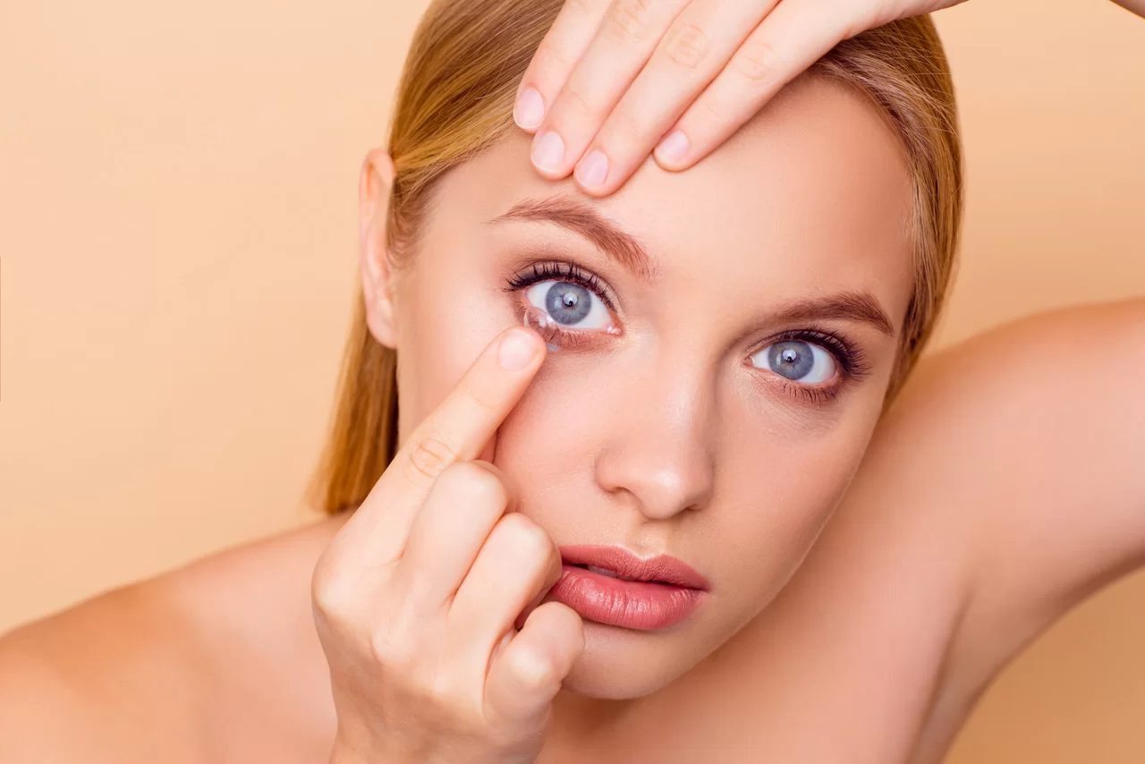 Kontaktlinsen - Portrait Frau Nahaufnahme