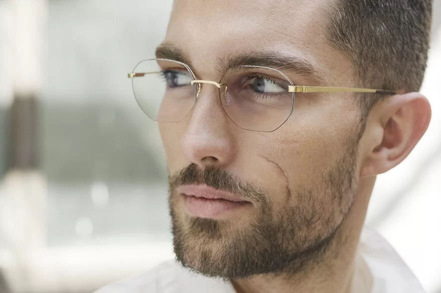 Brillenmarke Lindberg 07 - Mann mit Brille